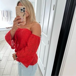 NWT Cupcakes and Cashmere lace top